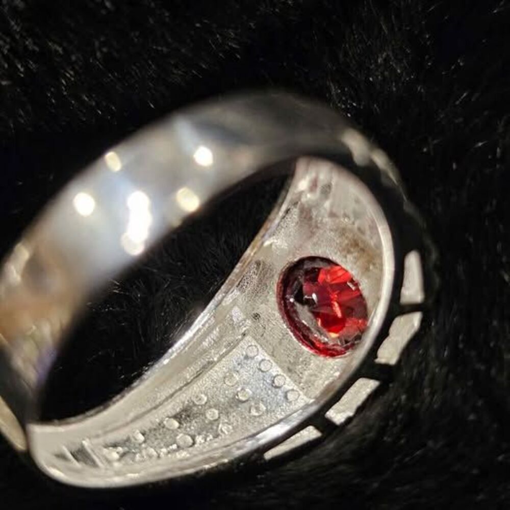 Deep Red Burmese colored 1.35TCW Moissanite Ring in 925 Sterling Silver. Size 12 - Picture 5 of 6